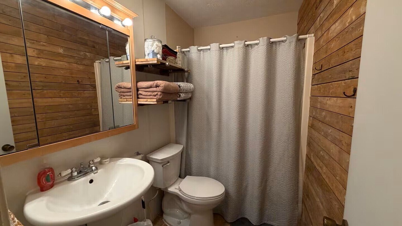 Photo of Bathroom in Big Spring
