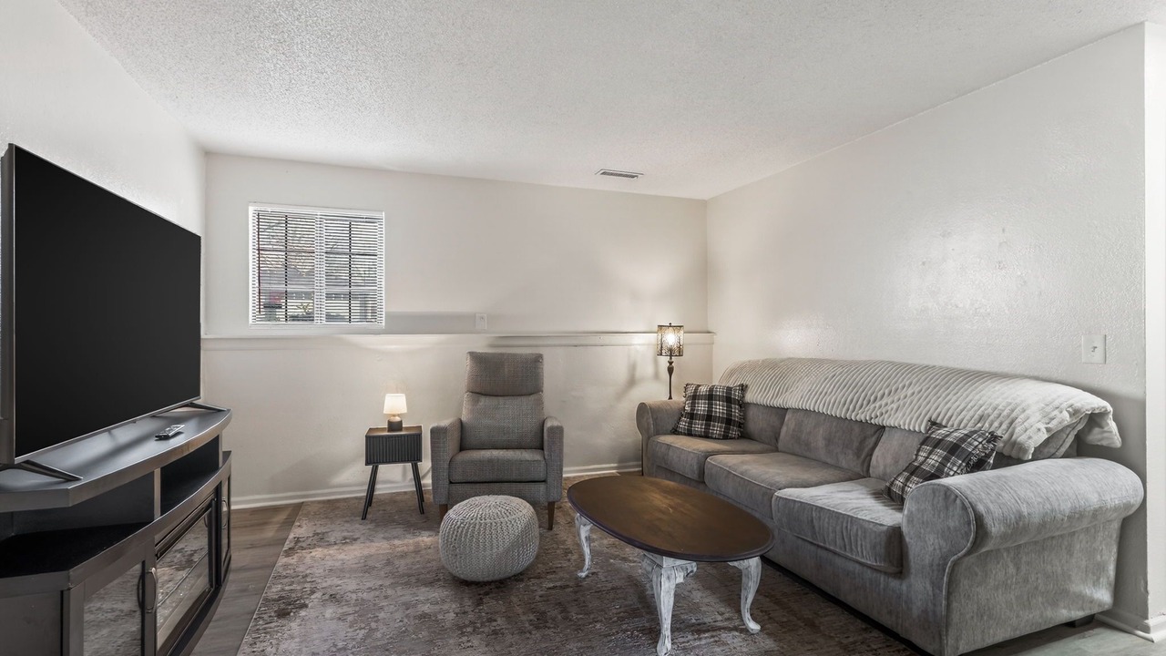 Photo of Livingroom in Blue Springs