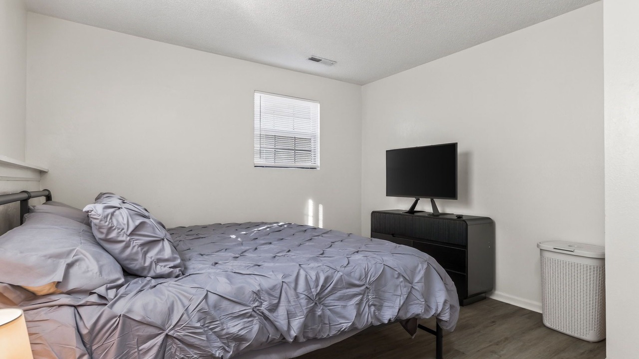Photo of Bedroom in Blue Springs