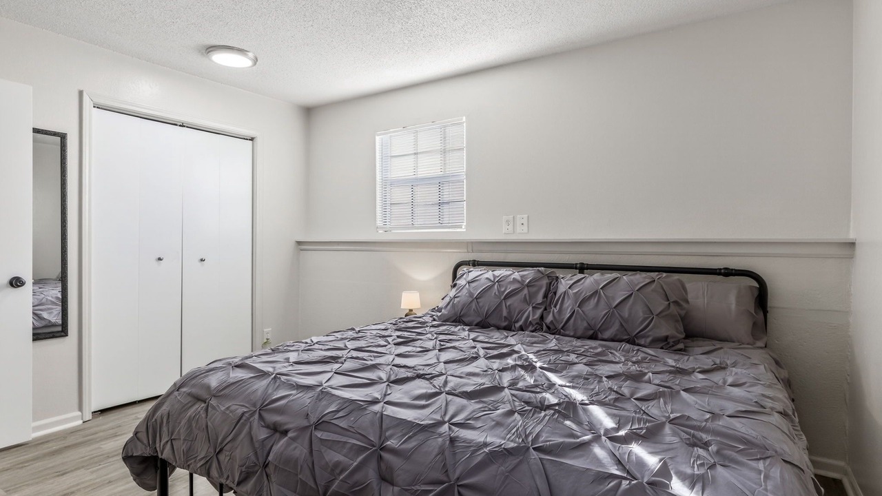 Photo of Bedroom in Blue Springs