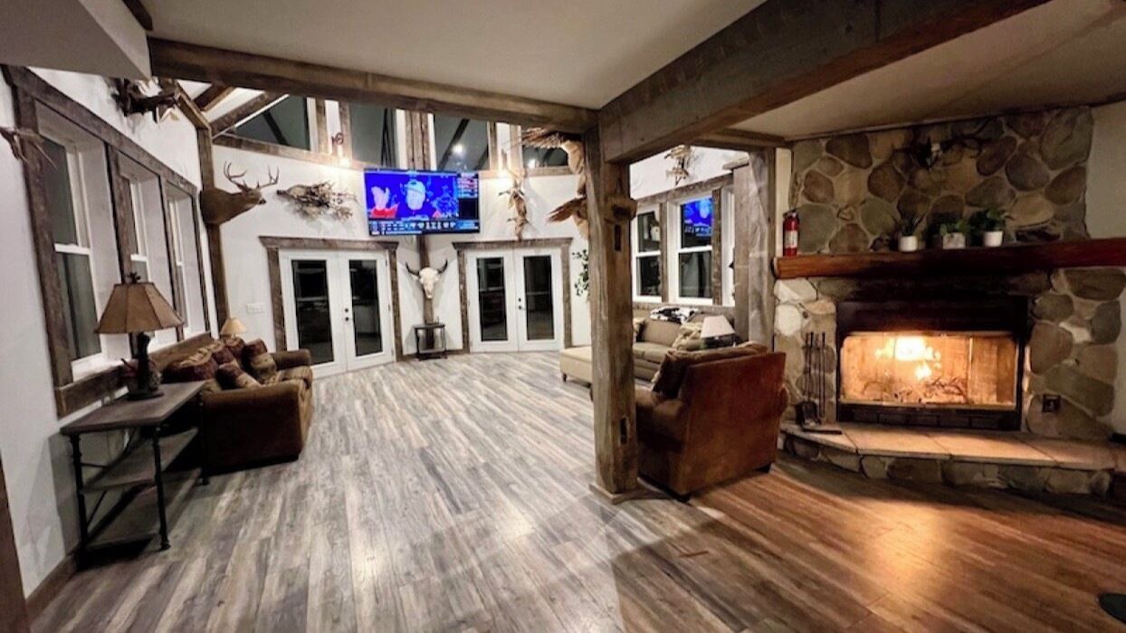 Photo of Livingroom in Lansing