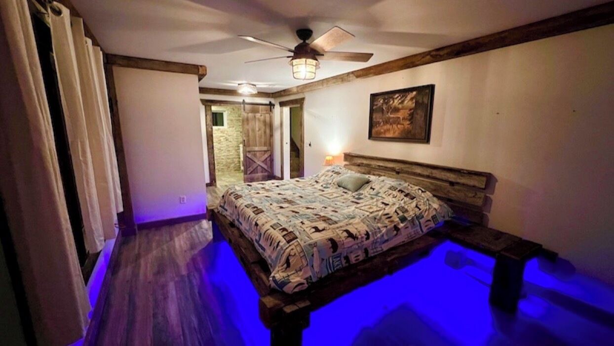 Photo of Bedroom in Lansing