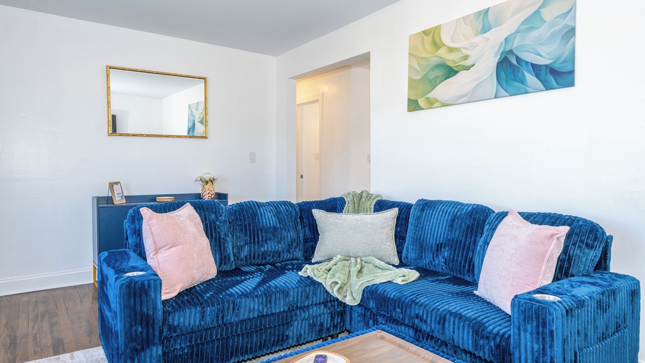 Photo of Livingroom in East Orange