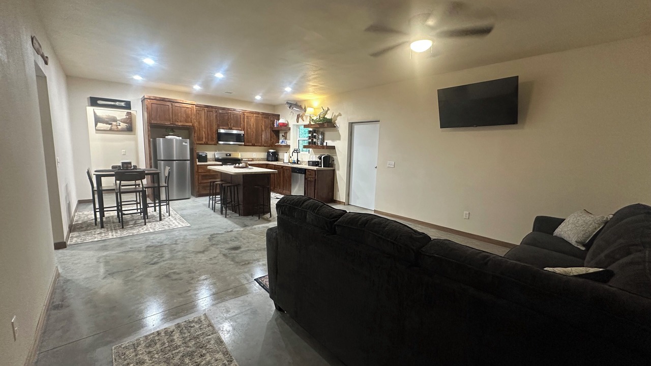 Photo of Livingroom in Sand Springs