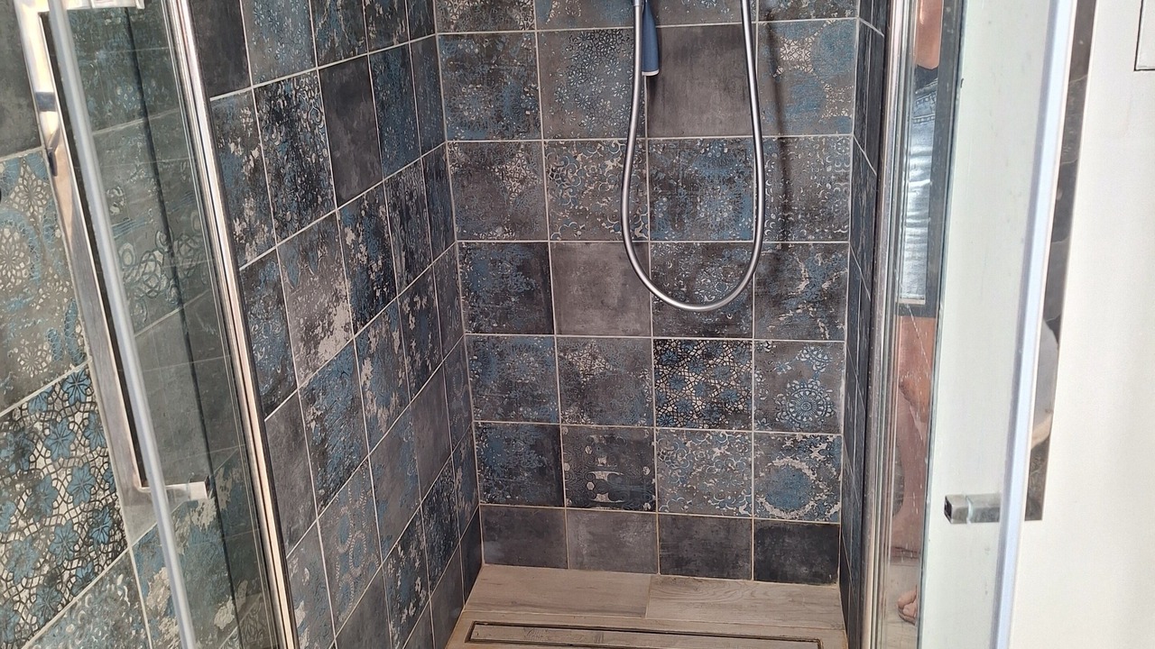 Photo of Bathroom in Le Poet-Celard