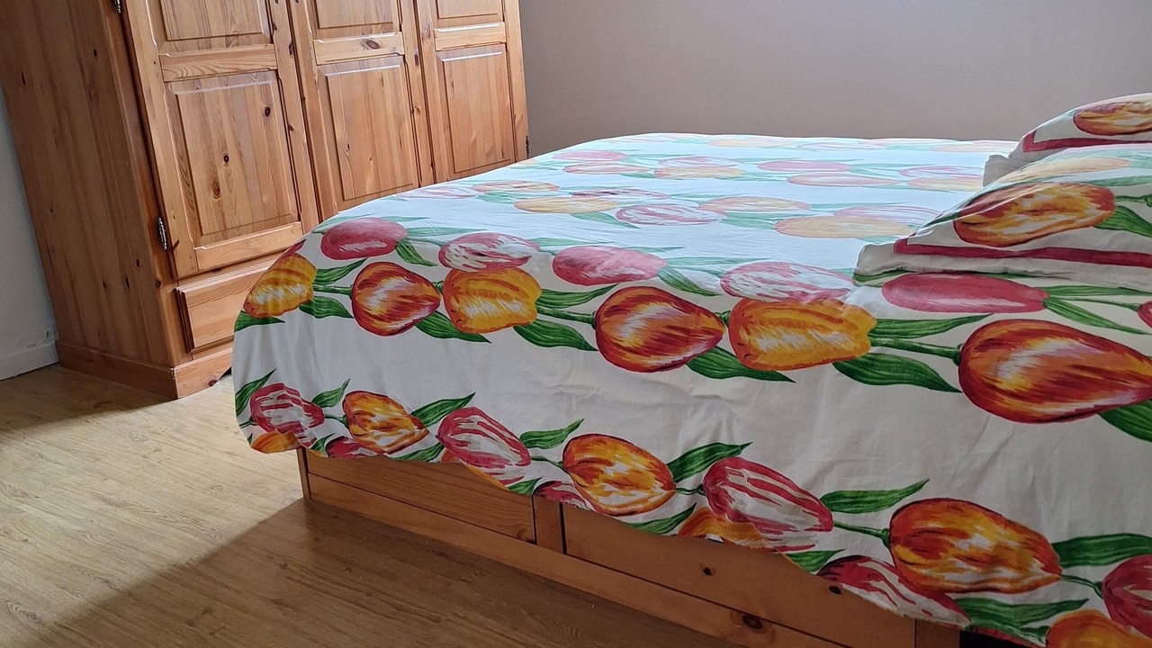 Photo of Bedroom in Le Poet-Celard