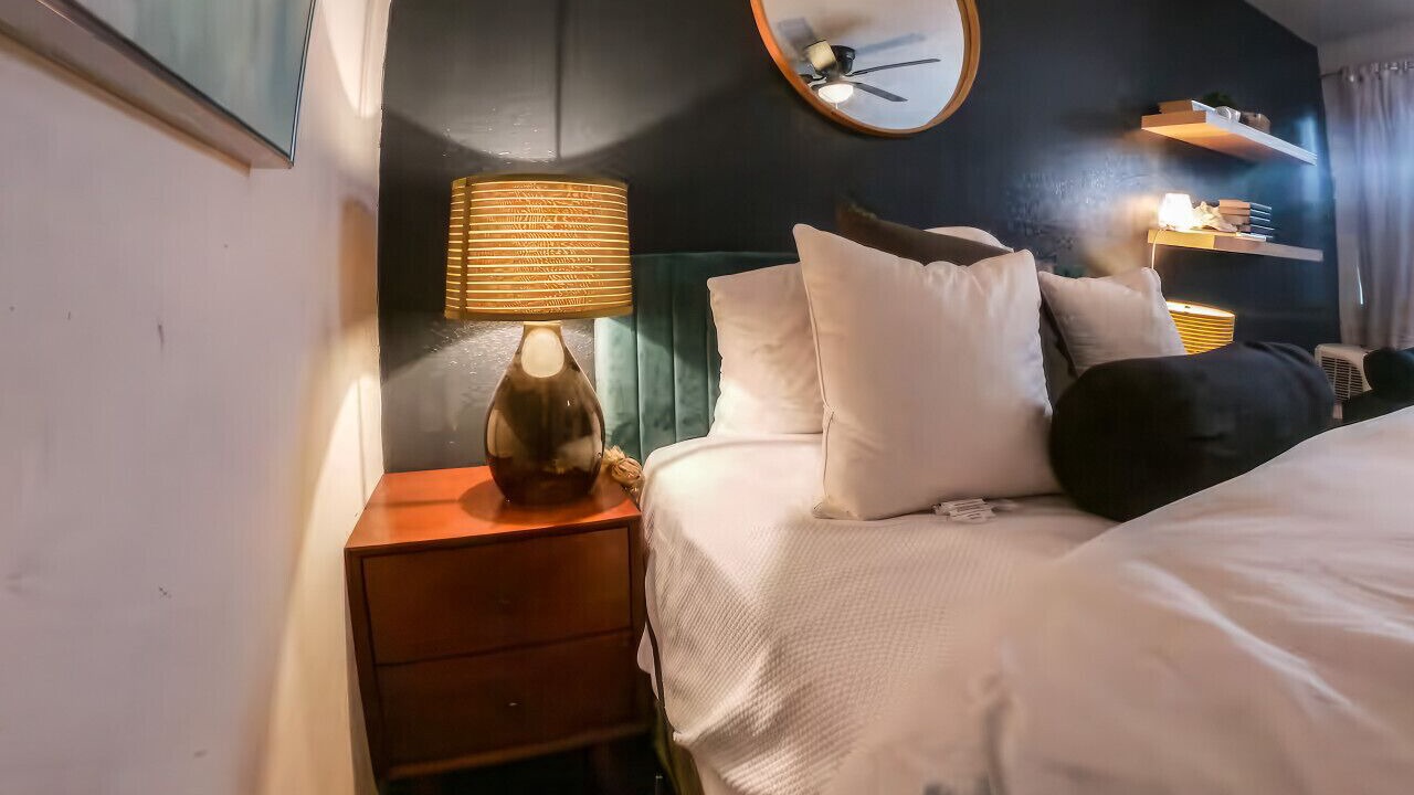 Photo of Bedroom in Handley