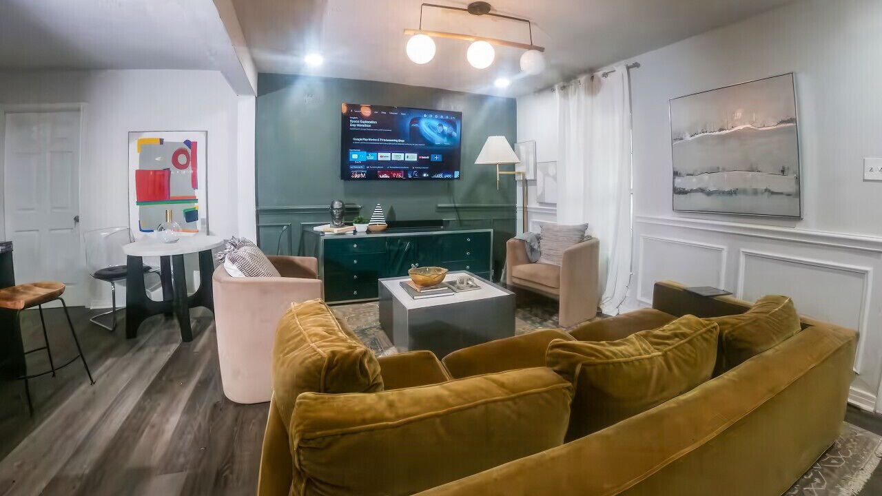 Photo of Livingroom in Handley