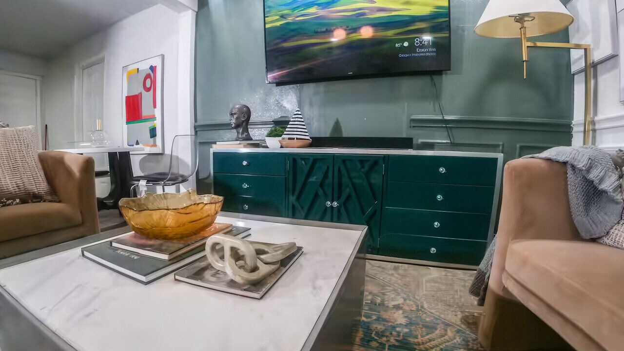 Photo of Livingroom in Handley