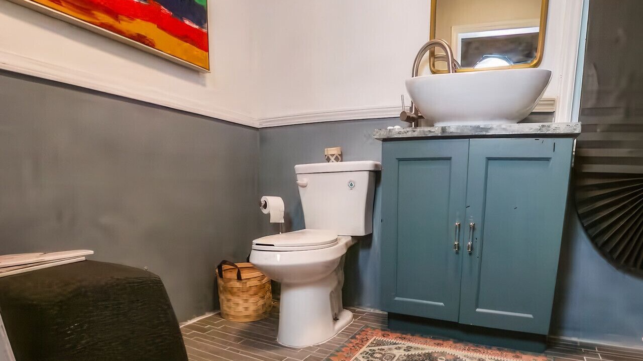 Photo of Bathroom in Handley