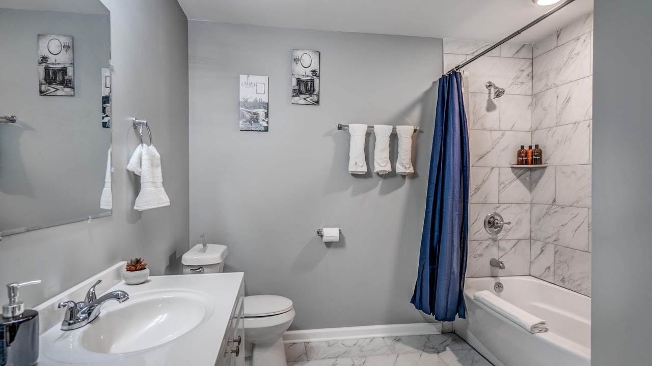 Photo of Bathroom in Frayser