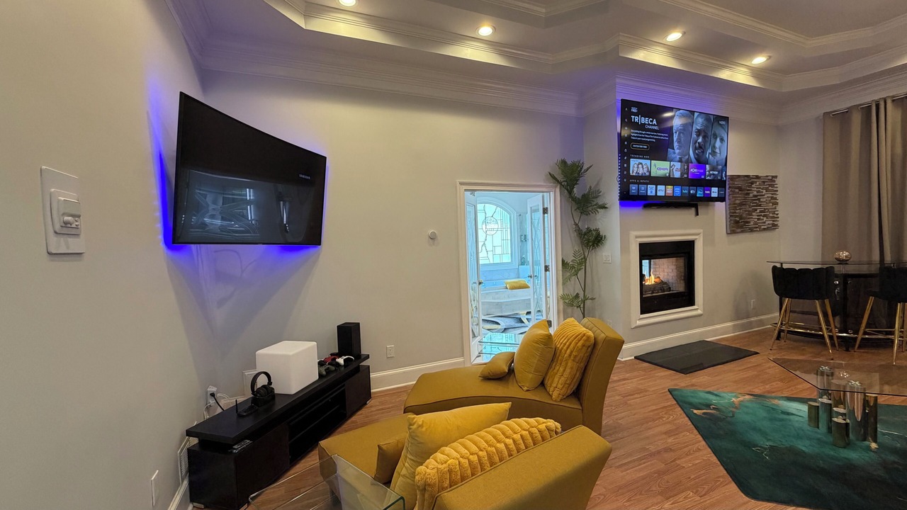 Photo of Livingroom in Cliftondale