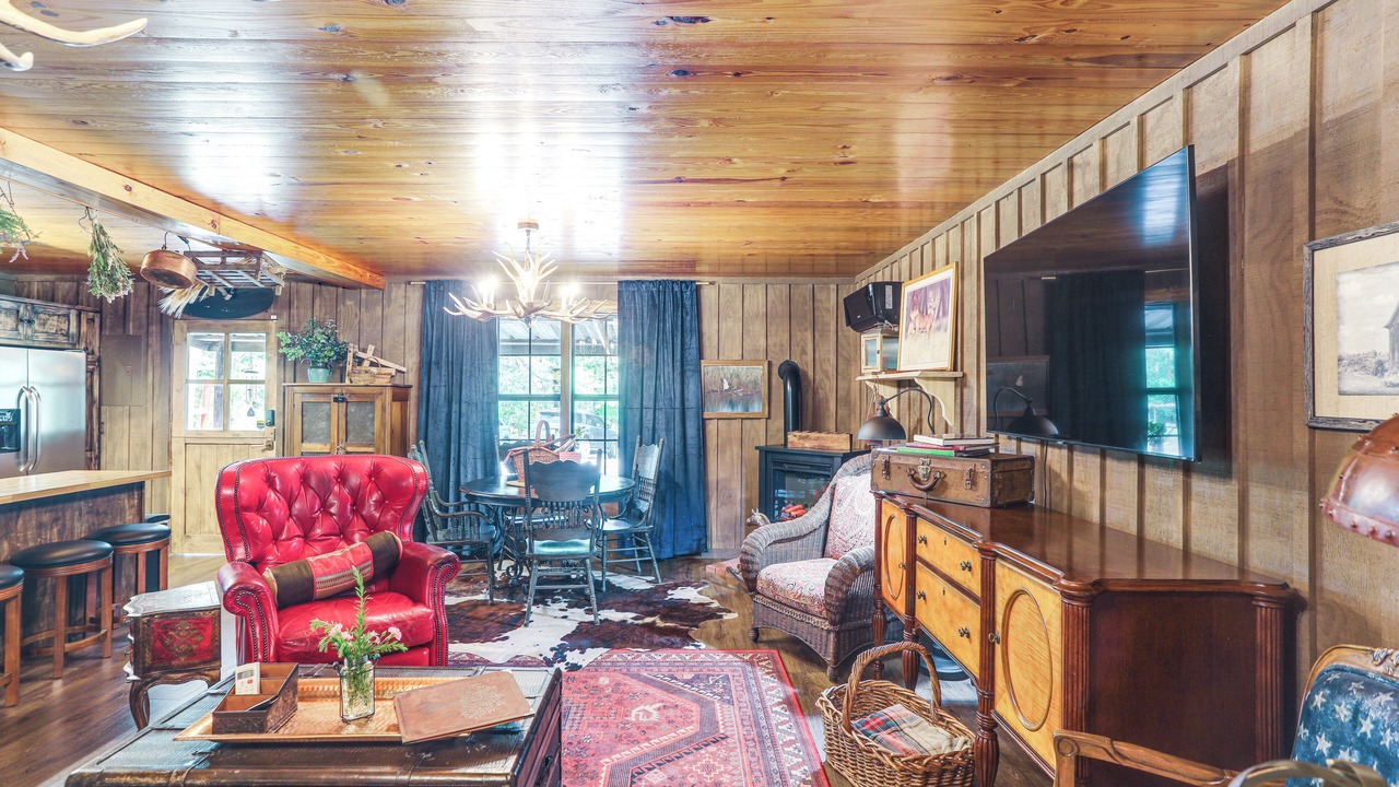 Photo of Livingroom in Scobey