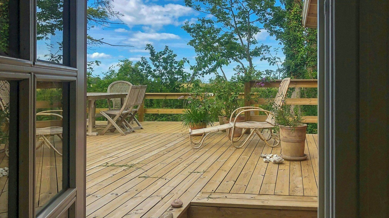 Photo of Outdoor in Bronde