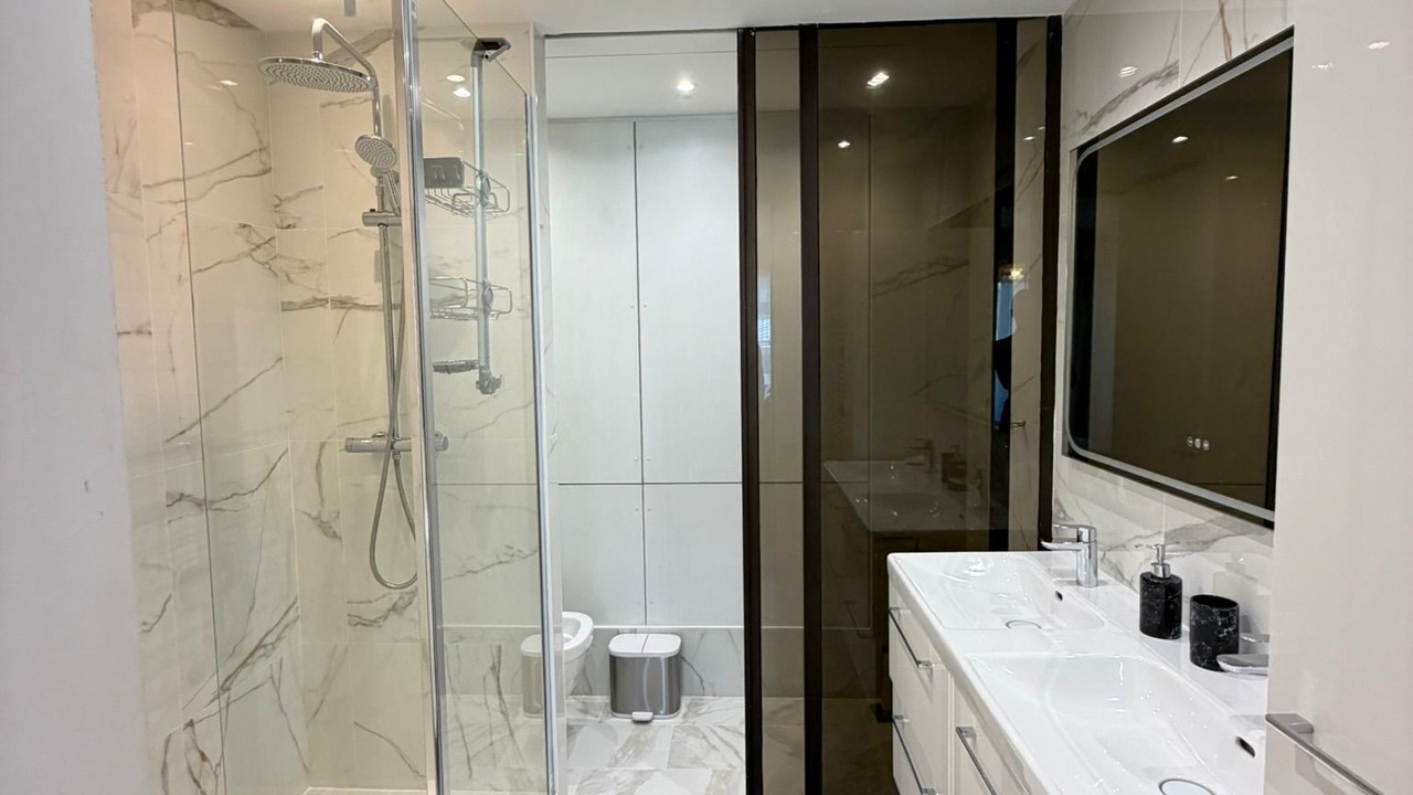 Photo of Bathroom in Chaillot