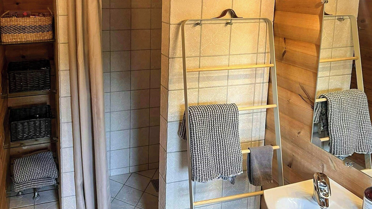 Photo of Bathroom in Skibby