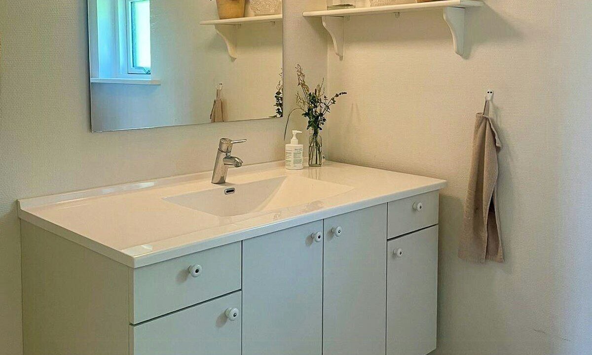 Photo of Bathroom in Melby