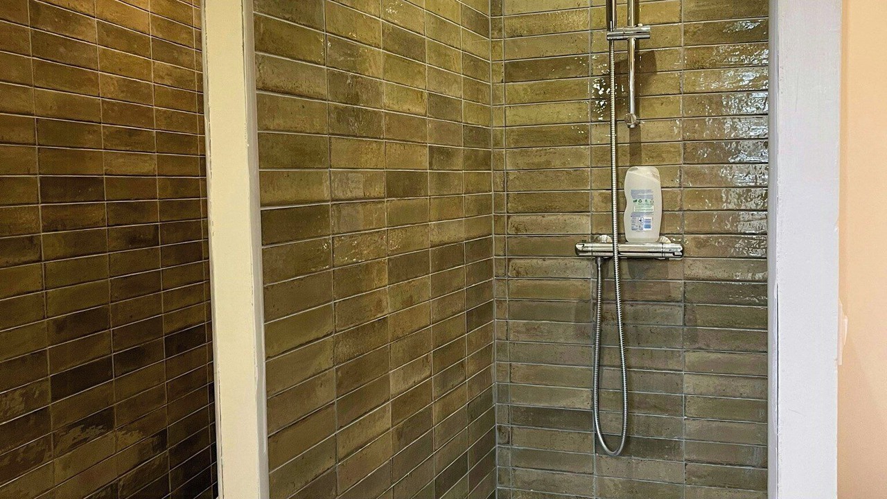 Photo of Bathroom in Roquefort-des-Corbieres