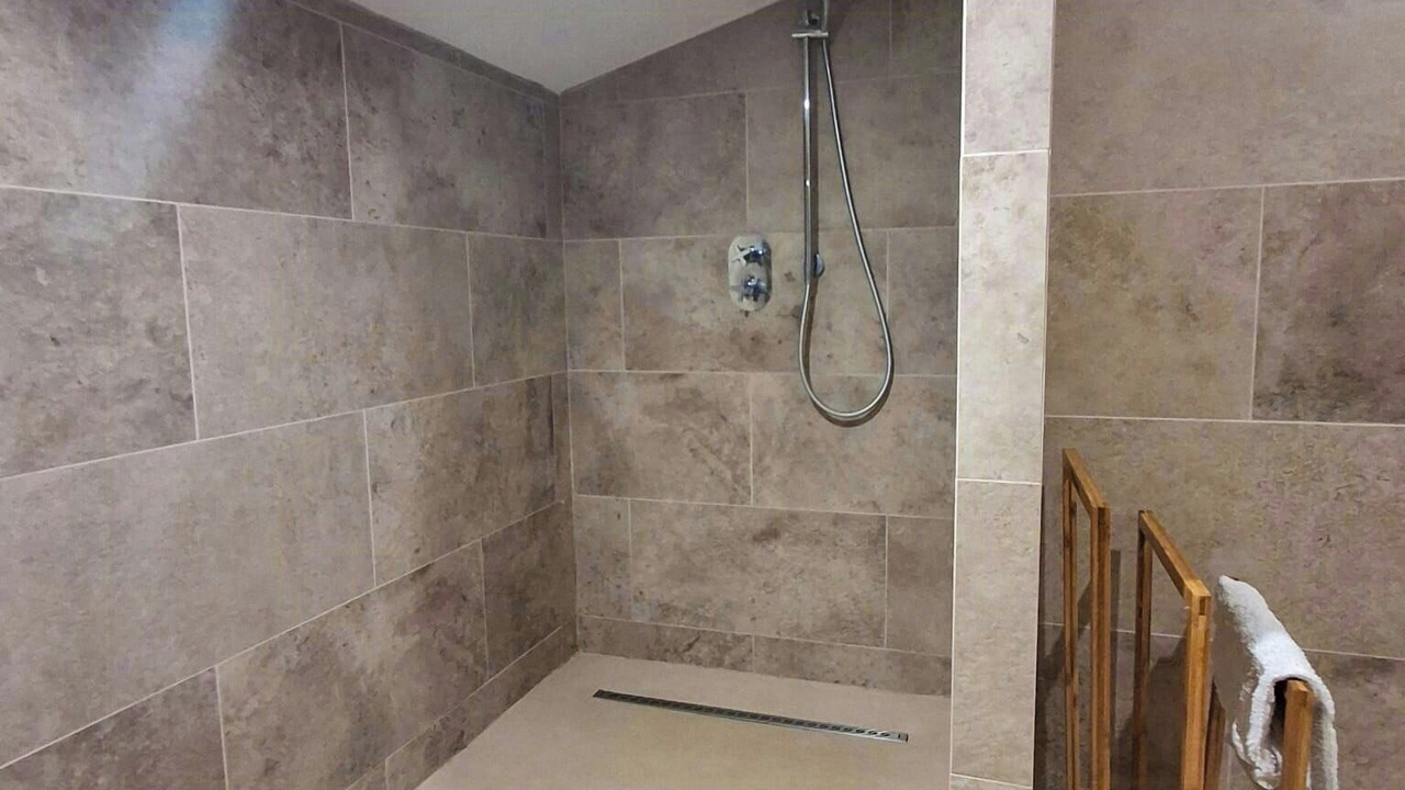 Photo of Bathroom in Roquefort-des-Corbieres