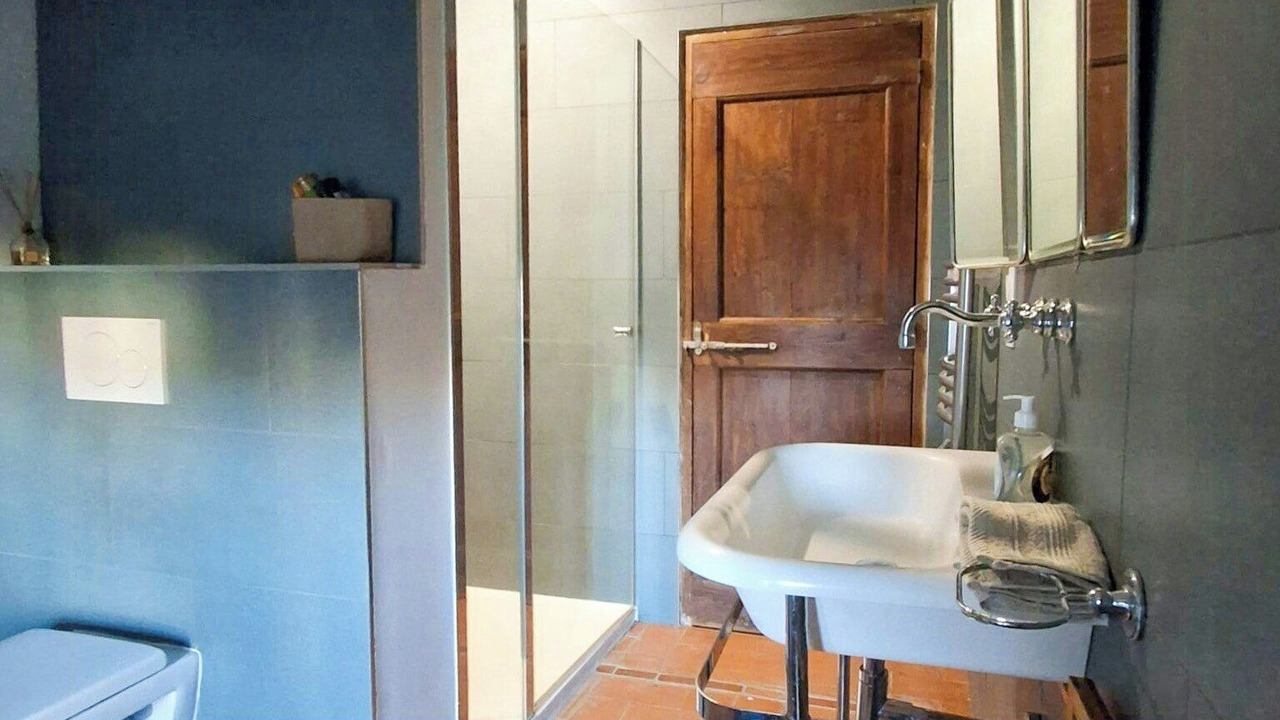 Photo of Bathroom in Roquefort-des-Corbieres