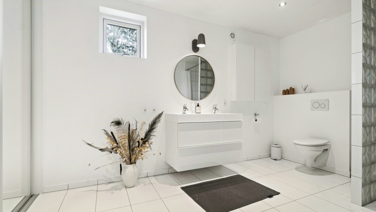 Photo of Bathroom in Holloselund
