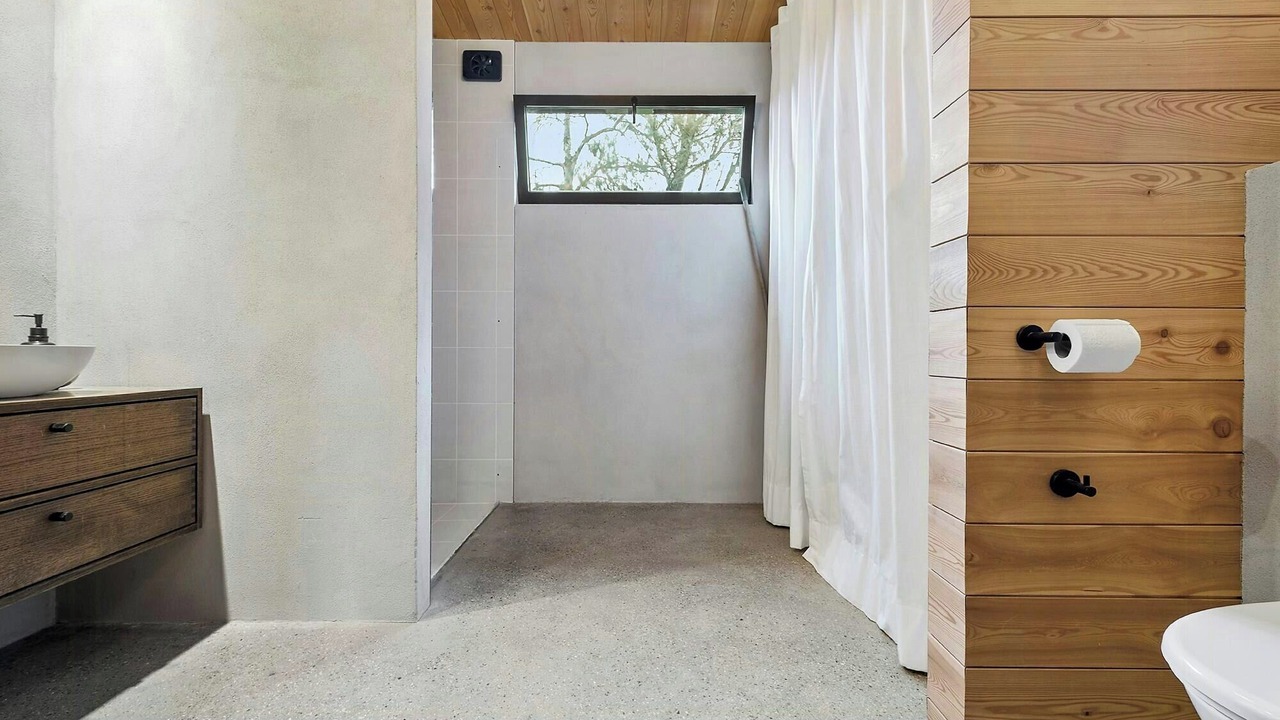 Photo of Bathroom in Holloselund