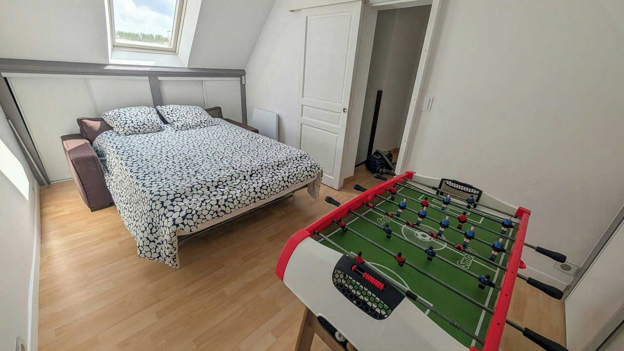 Photo of Bedroom in Courteuil