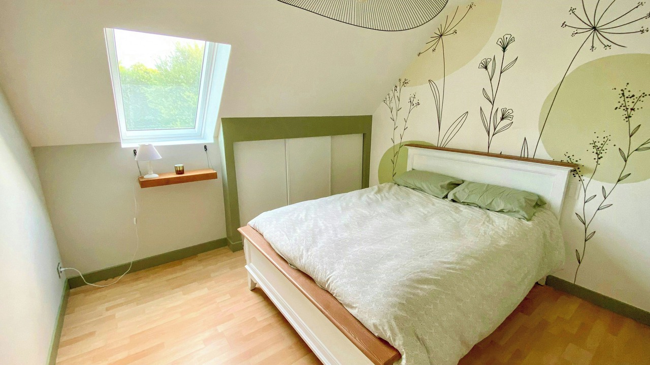 Photo of Bedroom in Courteuil