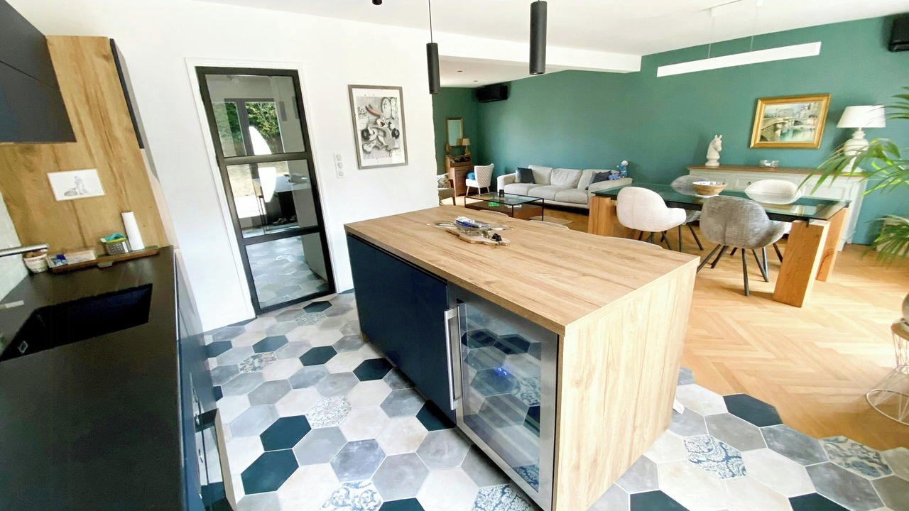 Photo of Livingroom in Courteuil