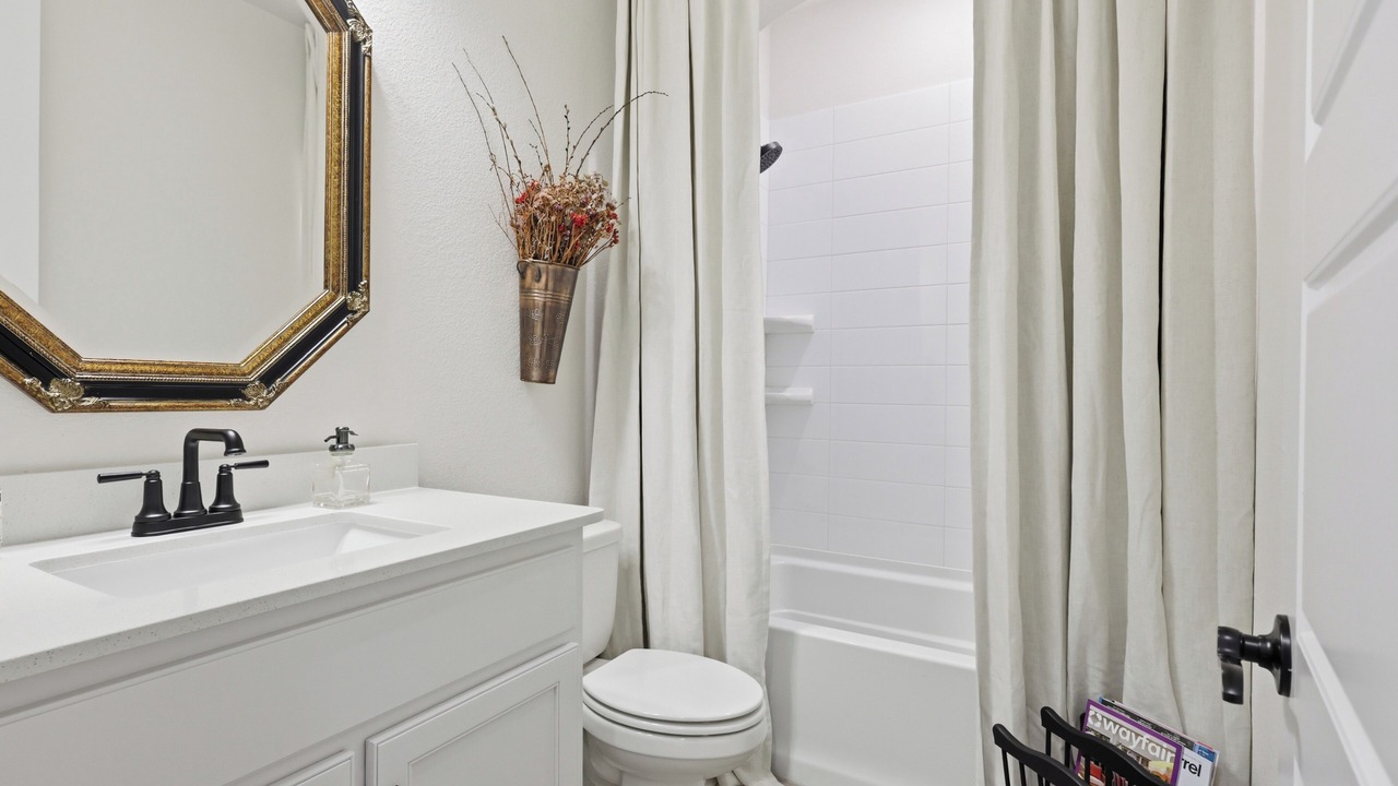 Photo of Bathroom in Gunter