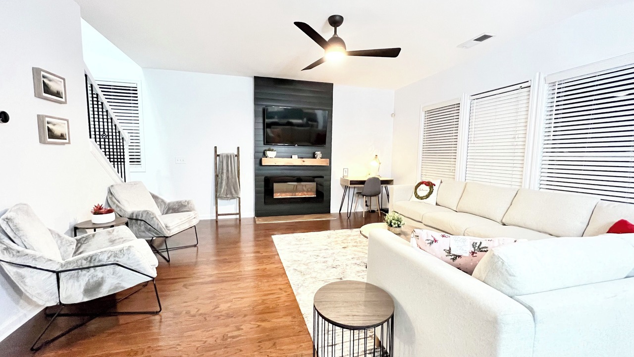 Photo of Livingroom in Sugar Hill