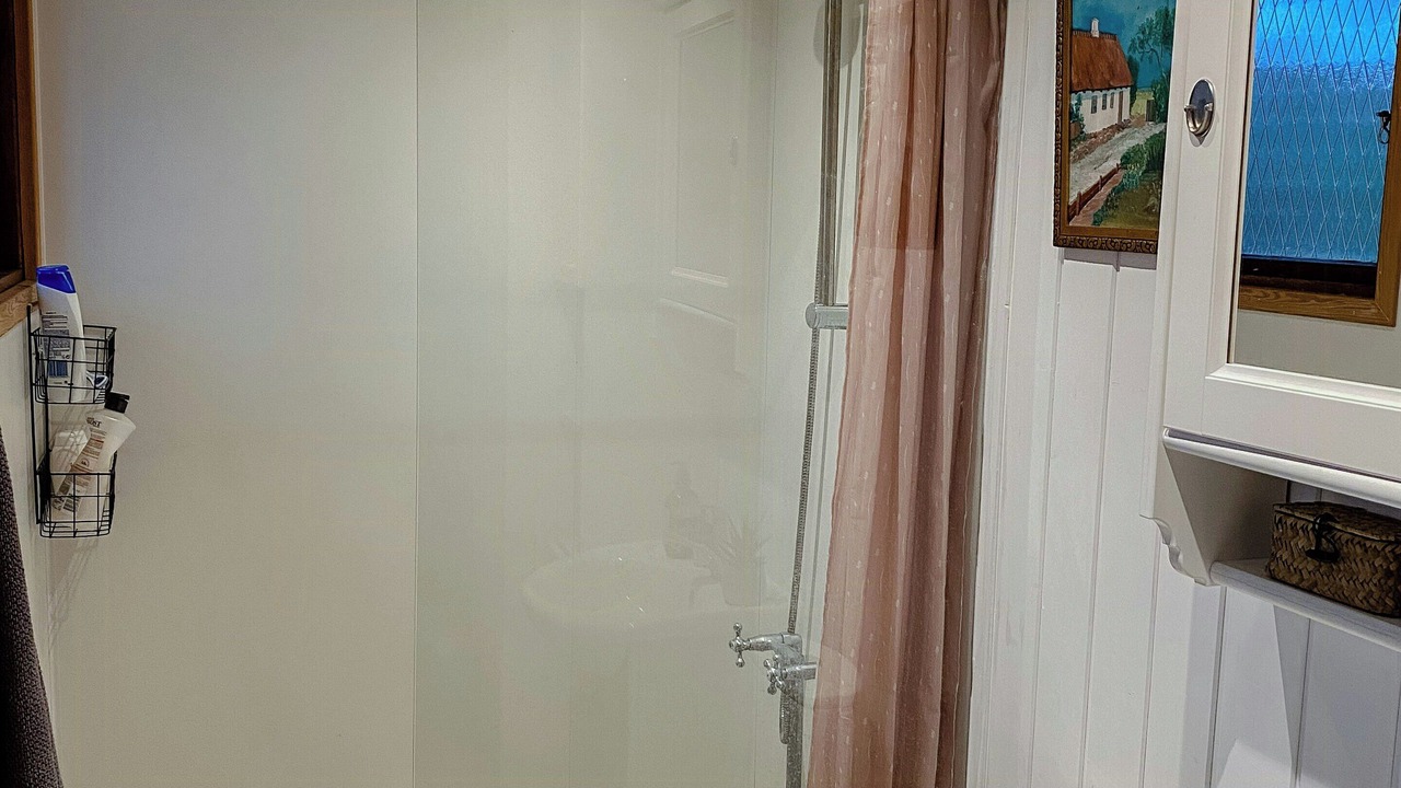 Photo of Bathroom in Hoensinge