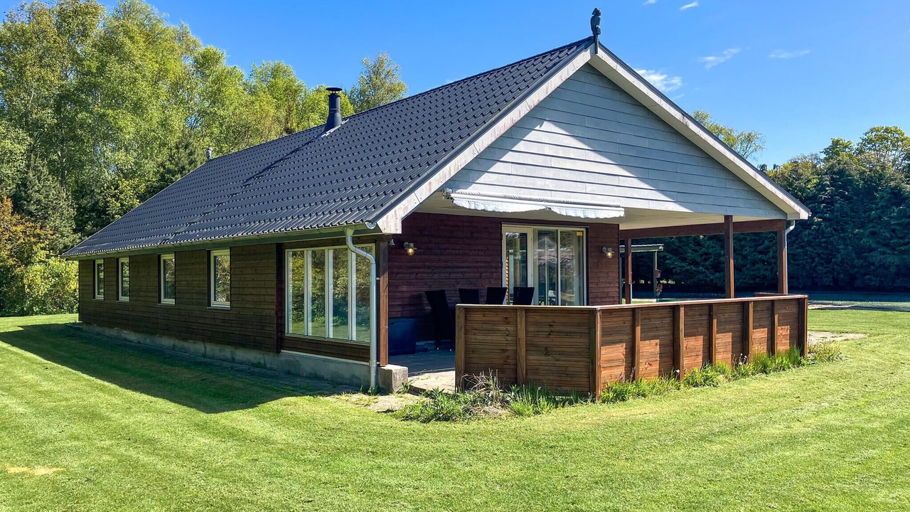 Photo of Others in Hvalpsund