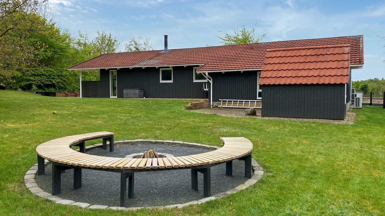 Photo of Others in Hvalpsund