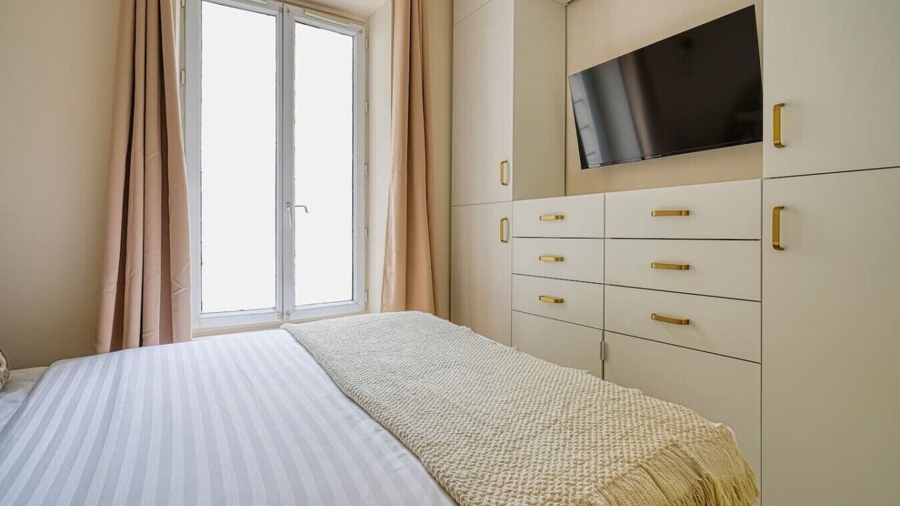 Photo of Bedroom in Saint-Mande
