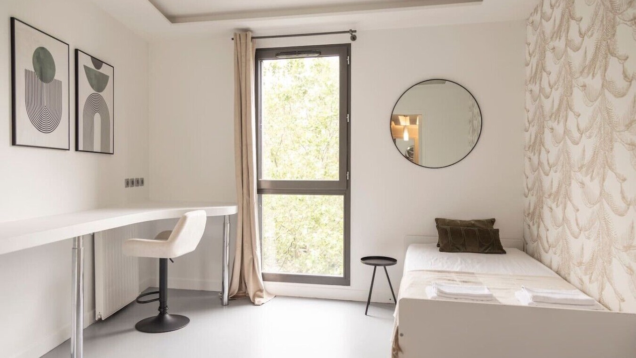 Photo of Bedroom in Montreuil