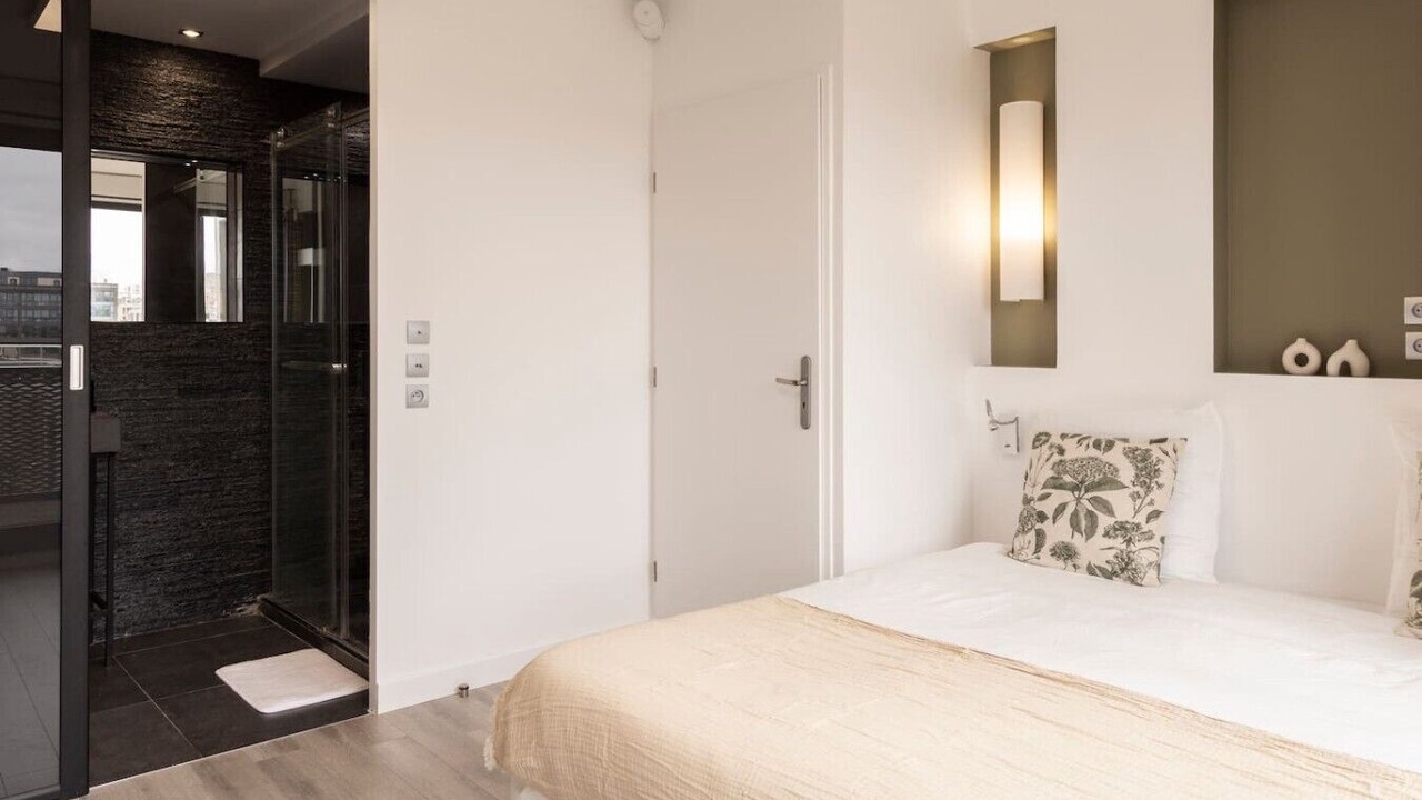 Photo of Bedroom in Montreuil