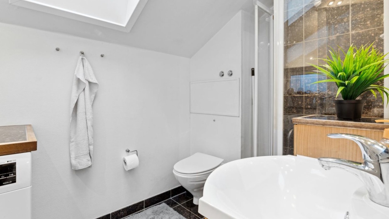 Photo of Bathroom in Thorsoe