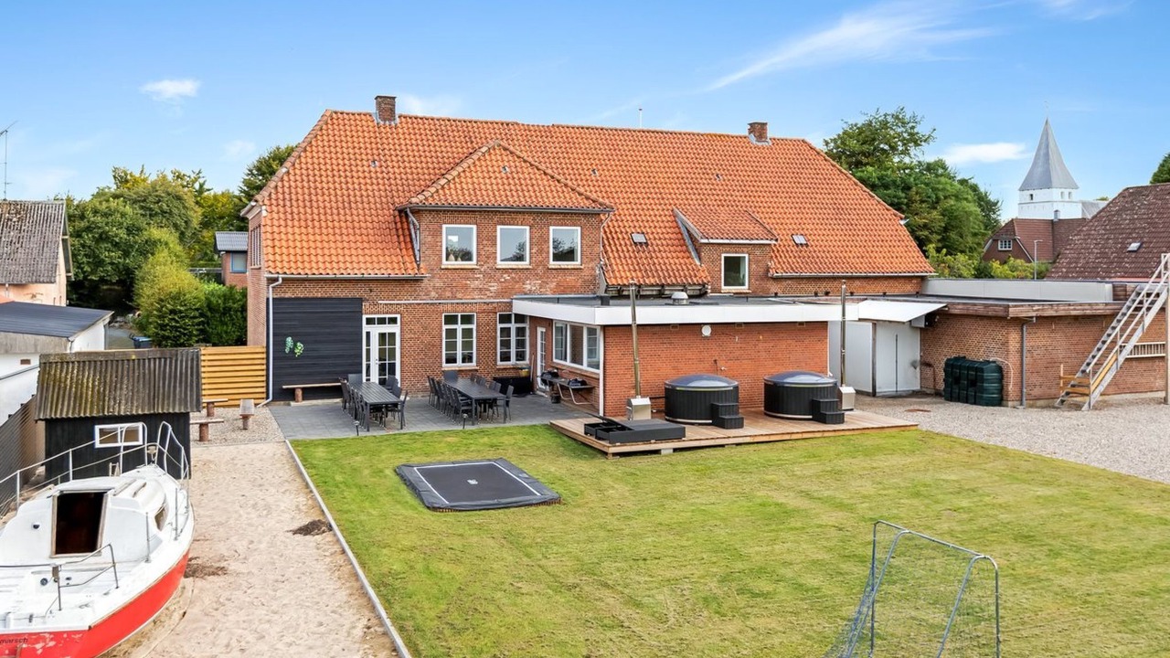 Photo of Others in Lintrup