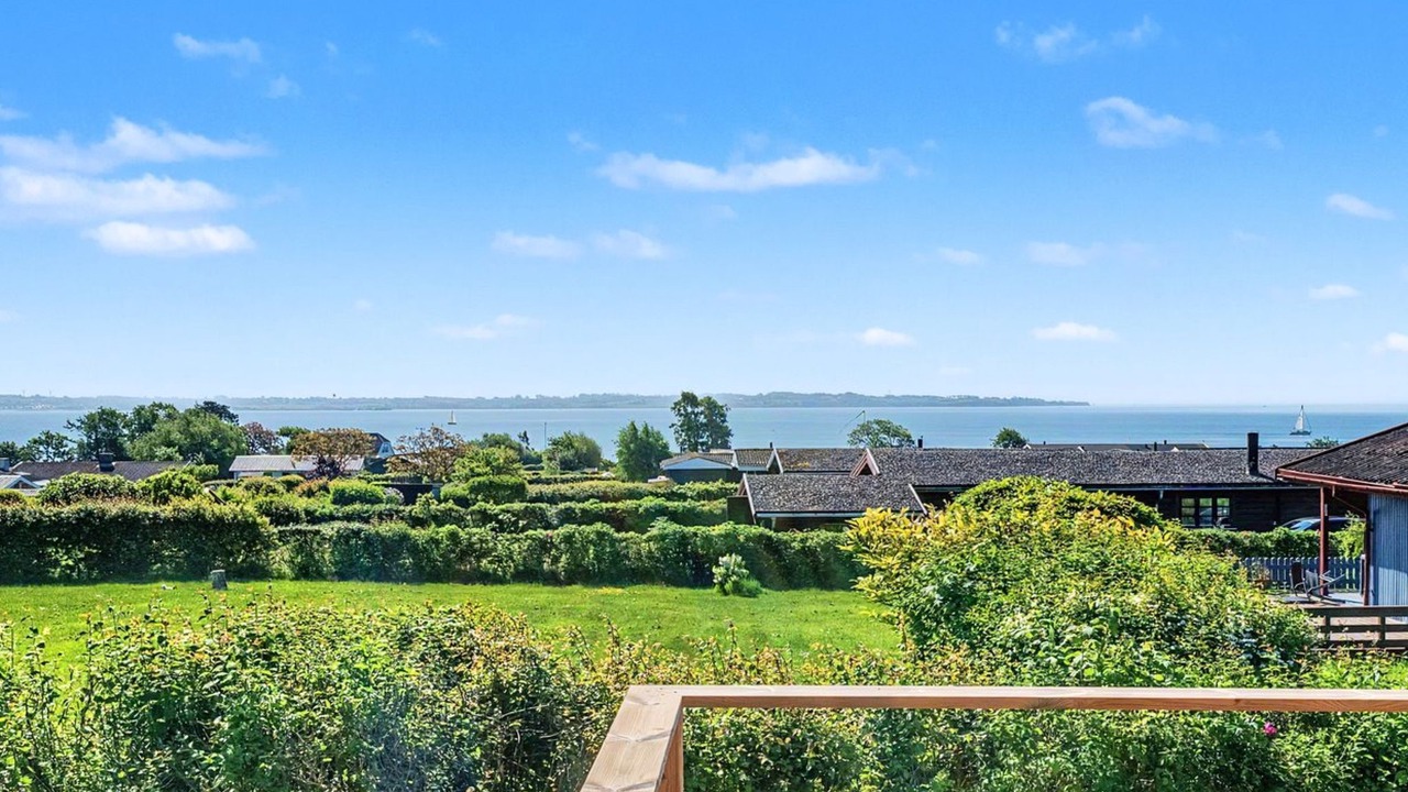 Photo of Others in Helnæs By