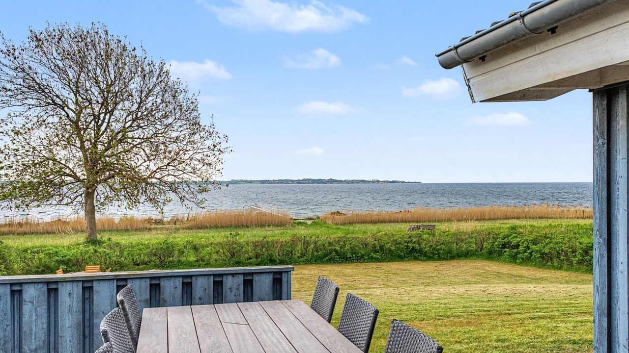 Photo of Others in Helnæs By