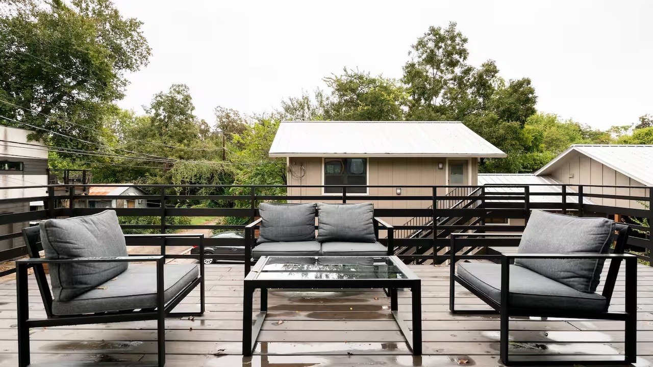 Photo of Patio Balcony in East Cesar Chavez