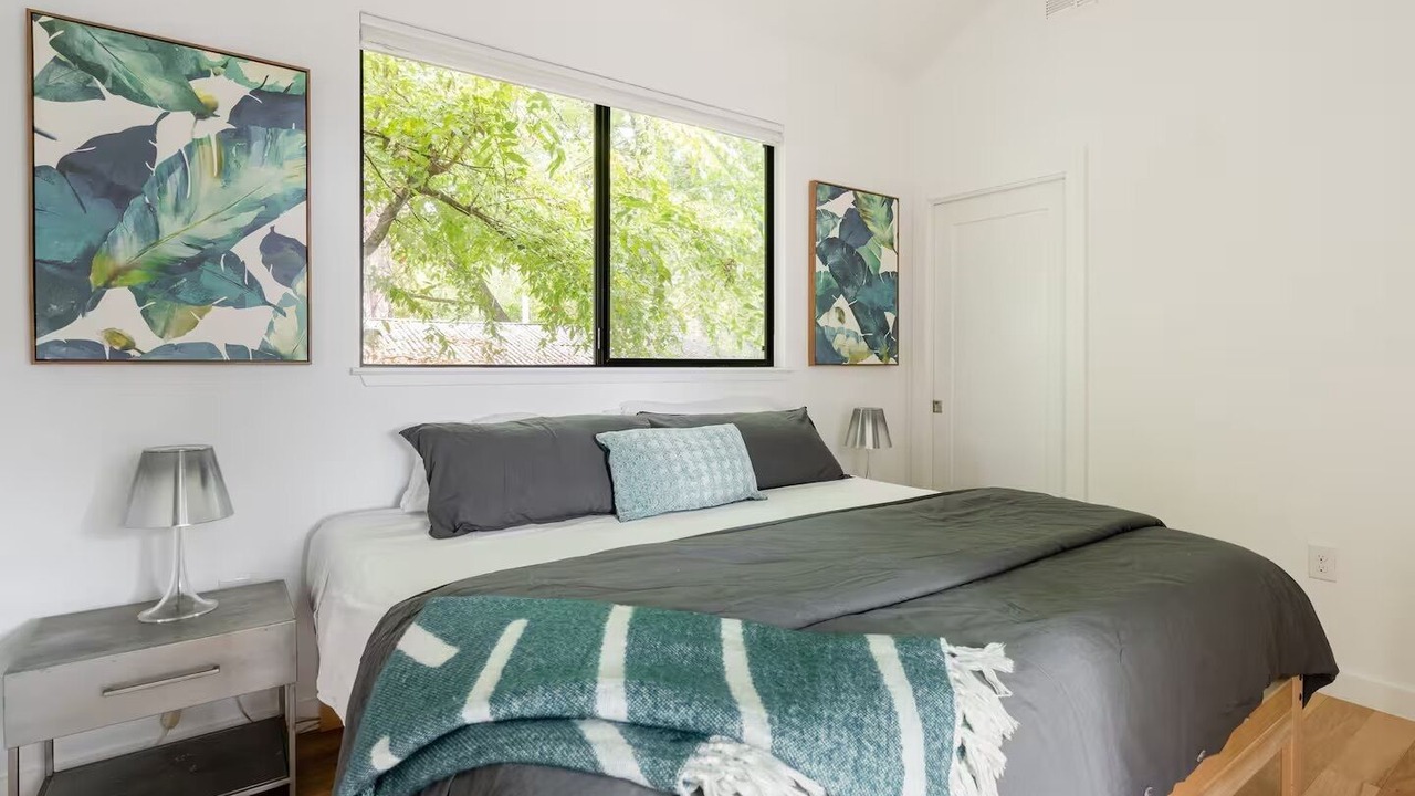 Photo of Bedroom in East Cesar Chavez