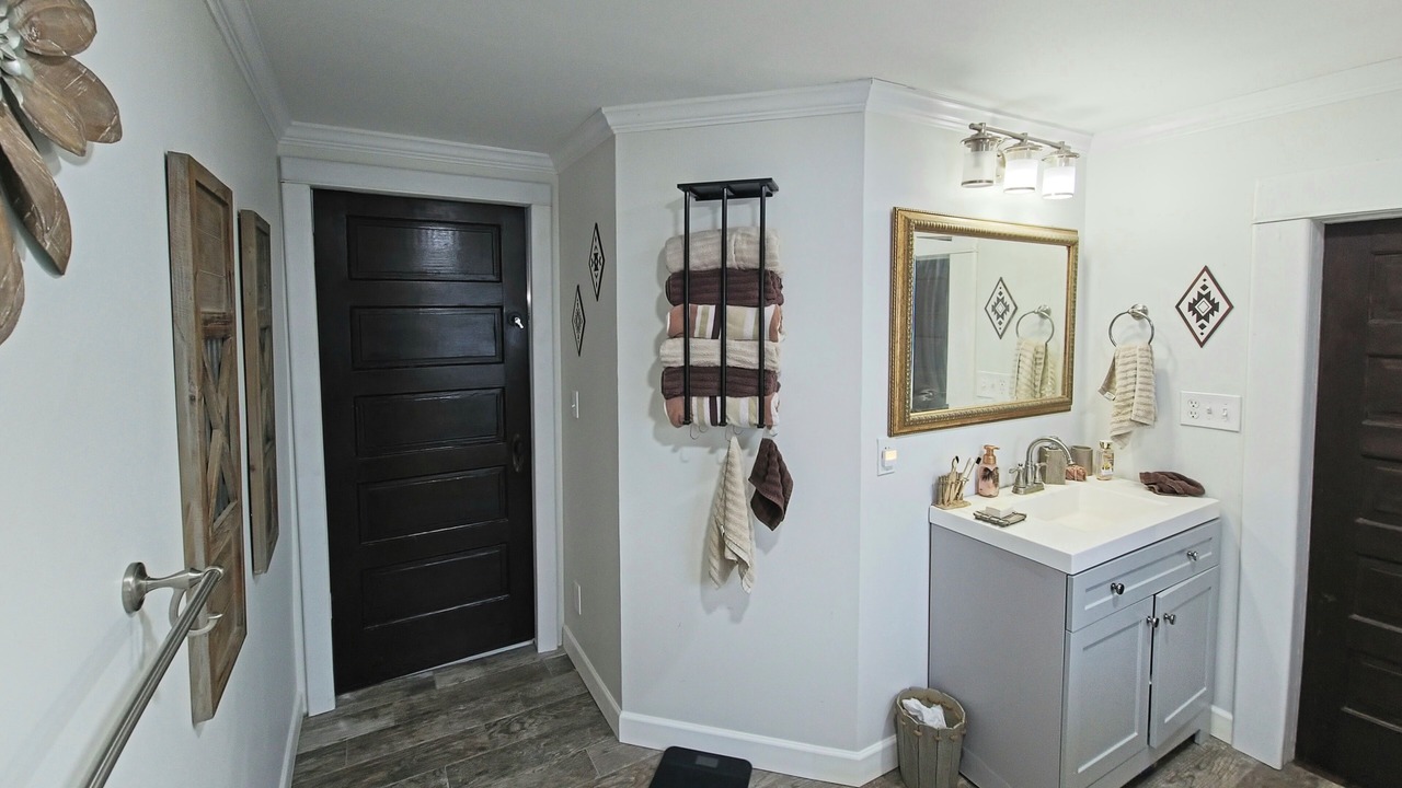 Photo of Bathroom in Runge