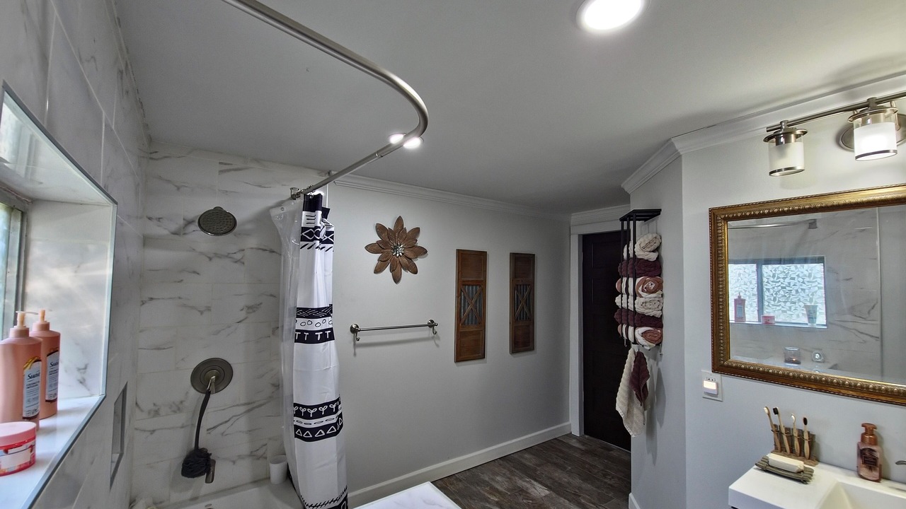 Photo of Bathroom in Runge