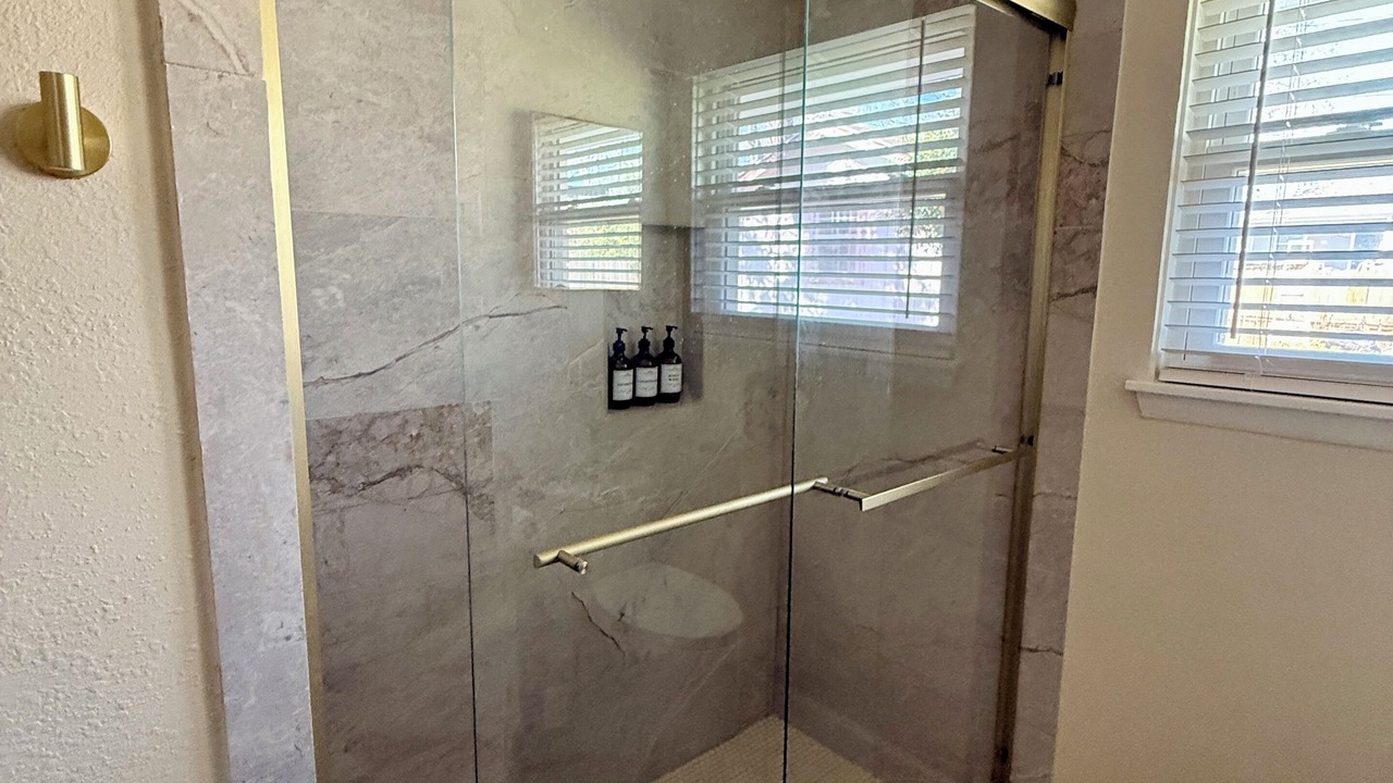 Photo of Bathroom in Southbelt/Ellington