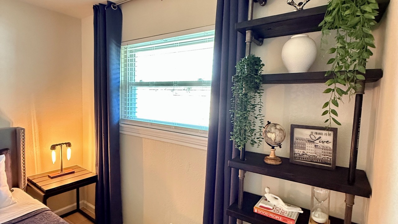 Photo of Bedroom in Southbelt/Ellington