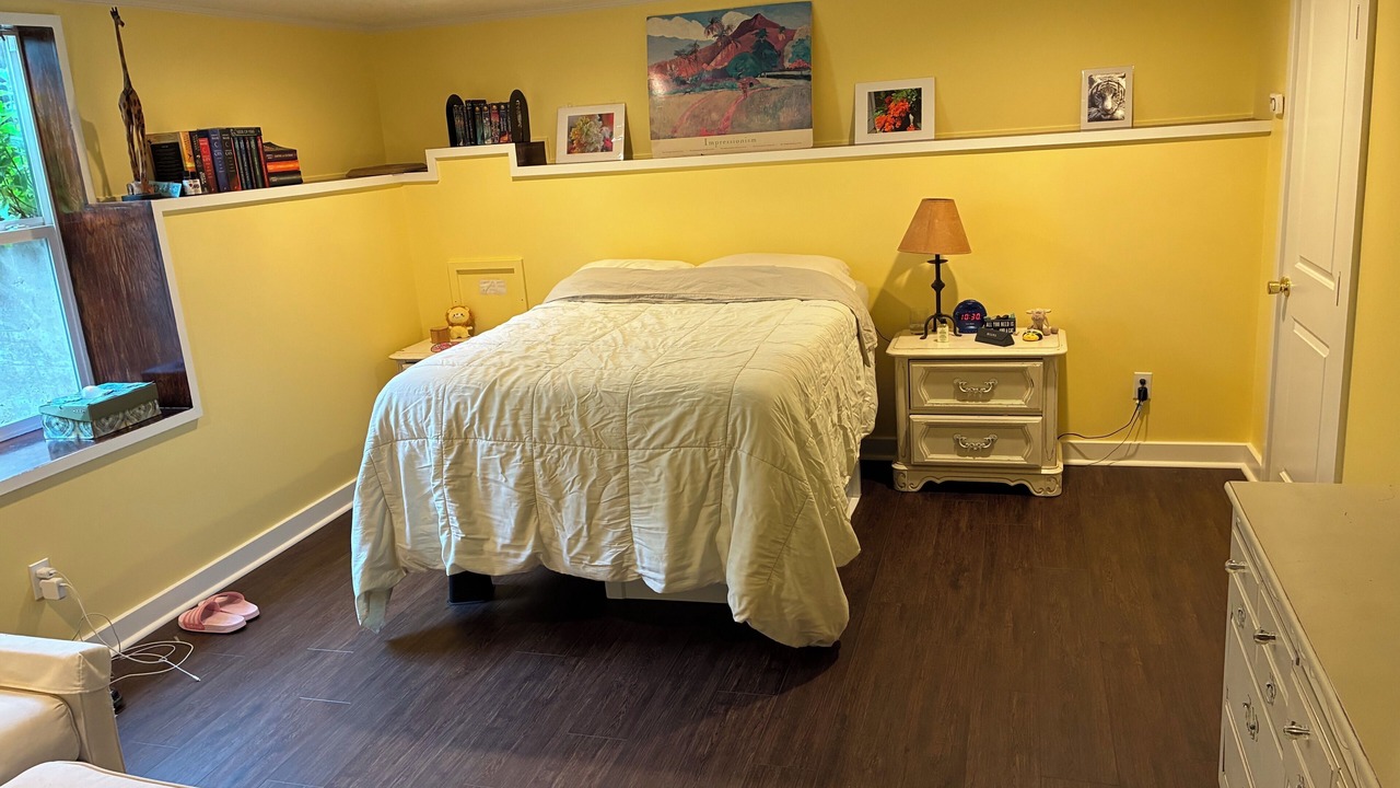 Photo of Bedroom in Sellwood-Moreland