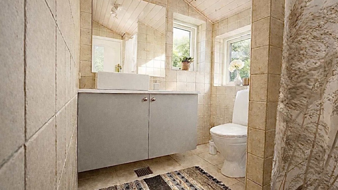 Photo of Bathroom in Vestervig
