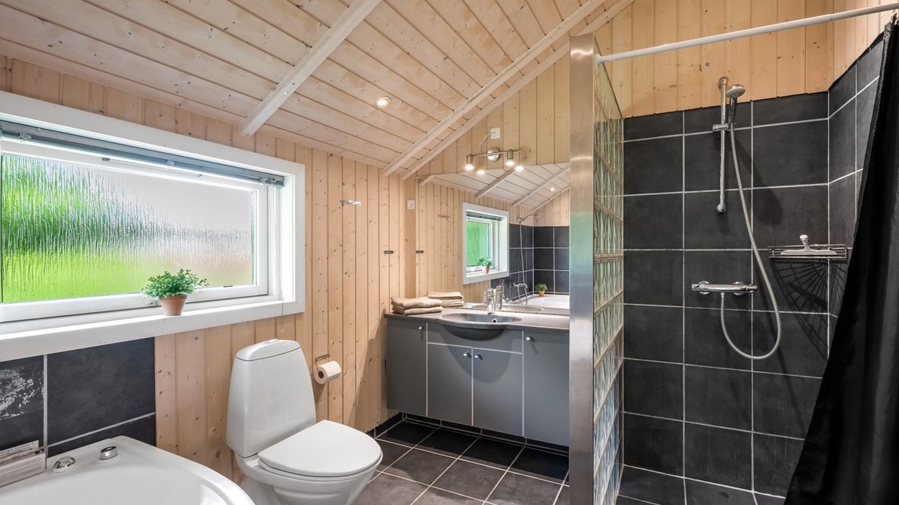 Photo of Bathroom in Hovborg